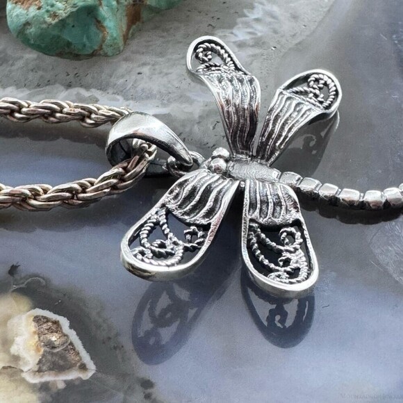 Sterling Silver Dragonfly Decorated Pendant For Women - Picture 3 of 10